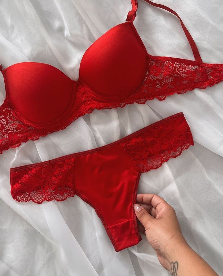 Victoria Bra  Luxe Smooth Set